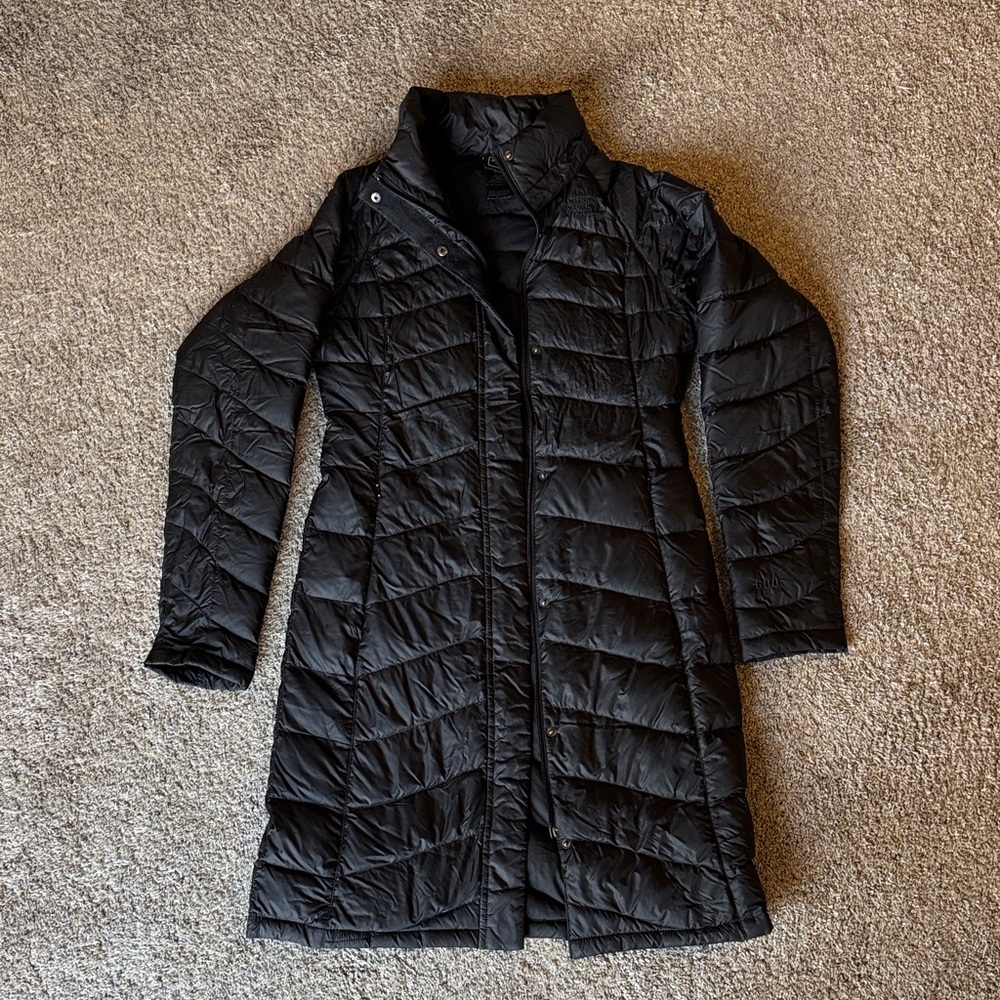 North Face Women’s Insulated Long Puffer coat XS in black